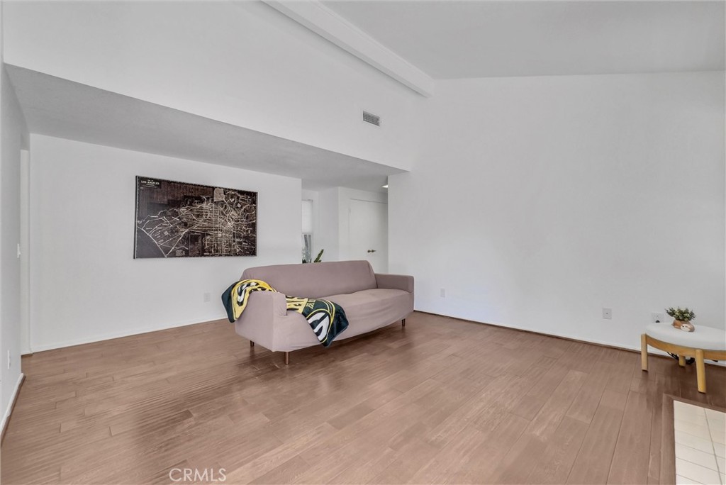 30483 Danube Court Property Photo 8
