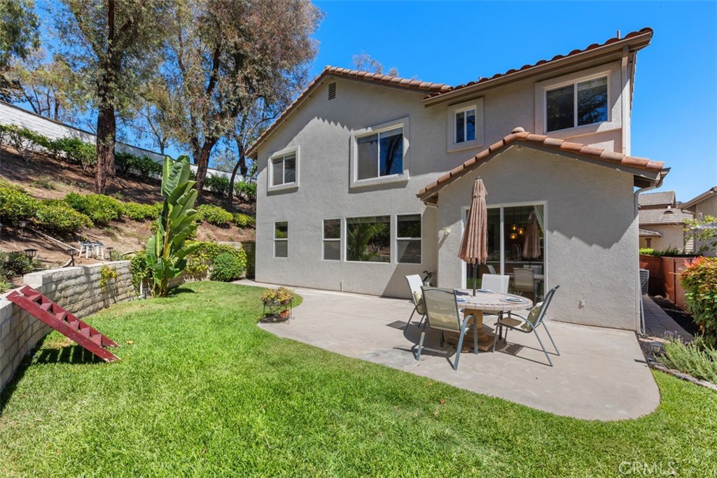35 Edmonton Way Property Photo 36