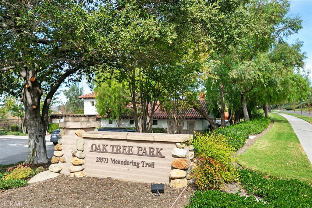 35 Edmonton Way Property Photo 43