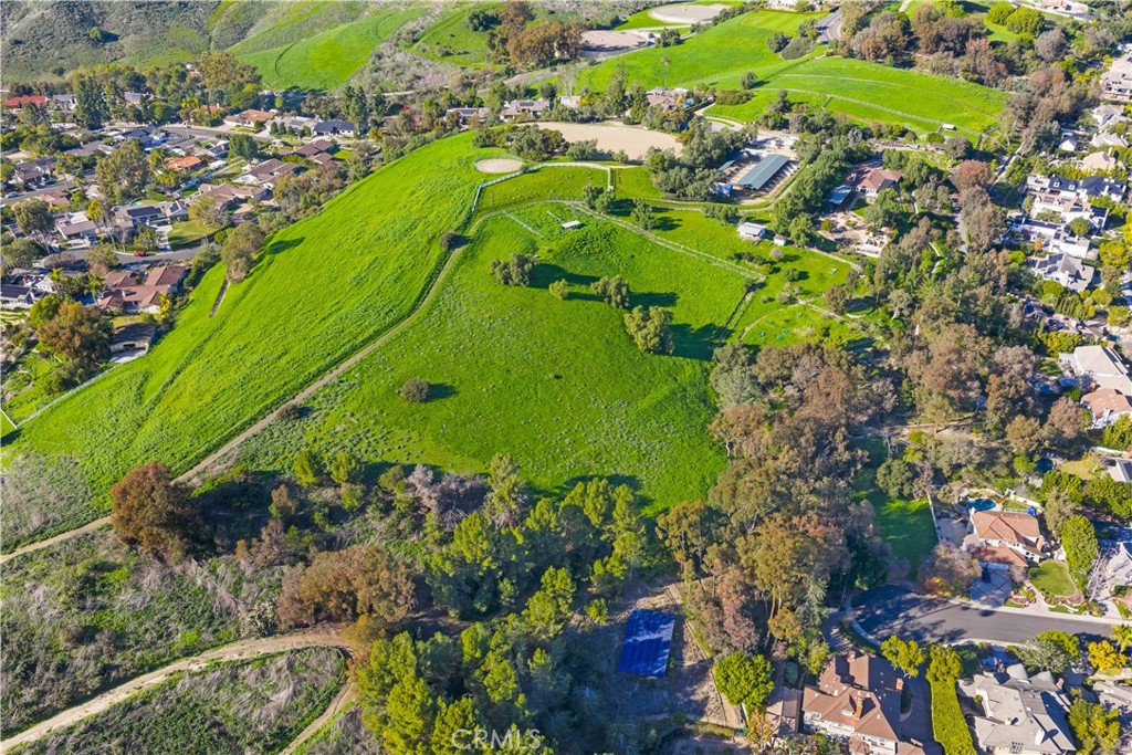 27281 Viewpoint Property Photo 2