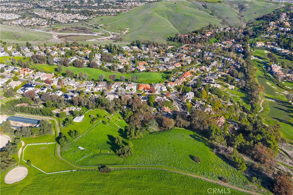27281 Viewpoint Property Photo 12