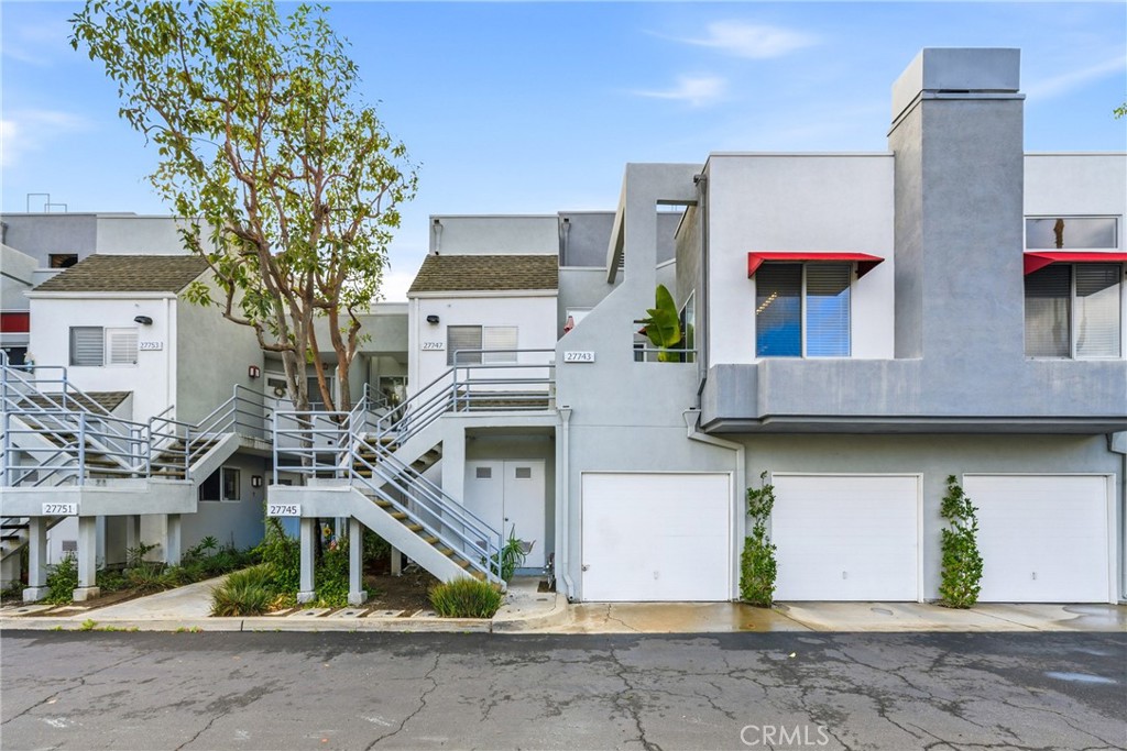27743 Zircon 104 Property Photo 1