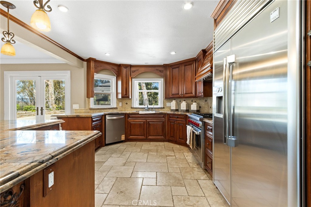 6573 E North View Drive Property Photo 11