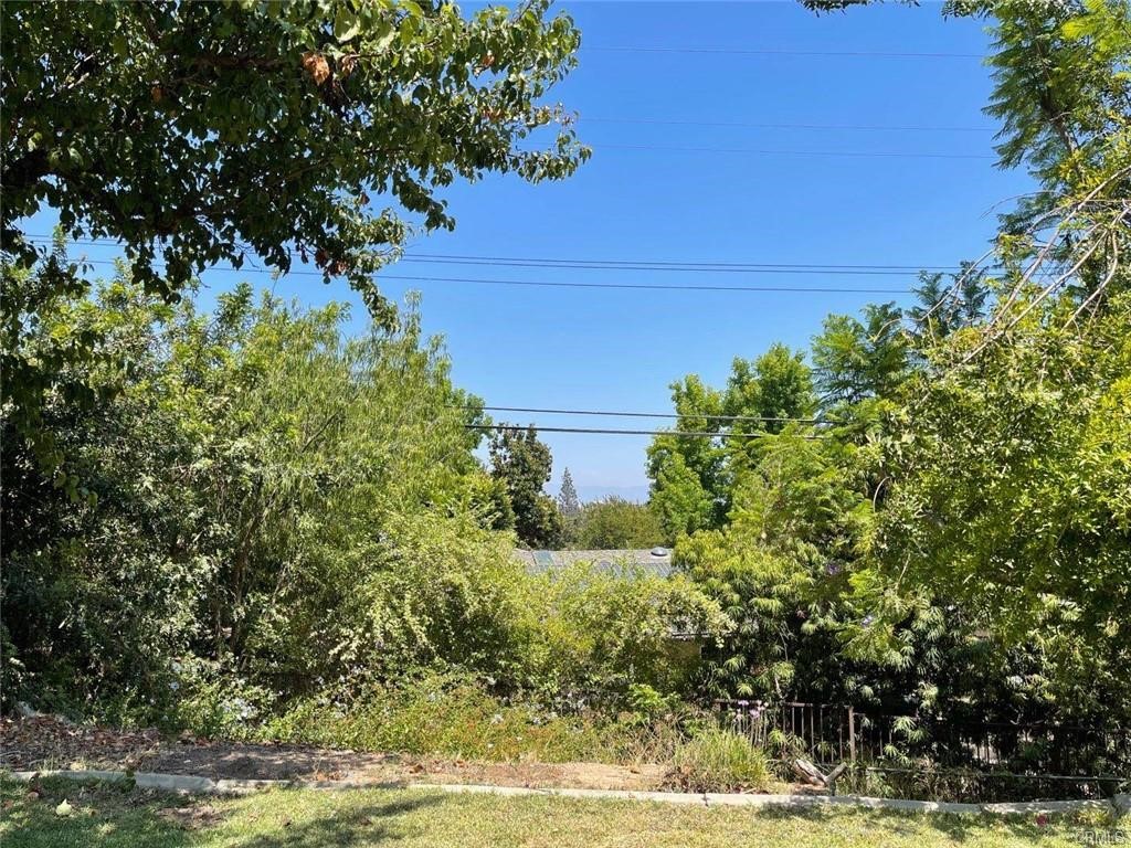1420 Kensington Drive Property Photo 3