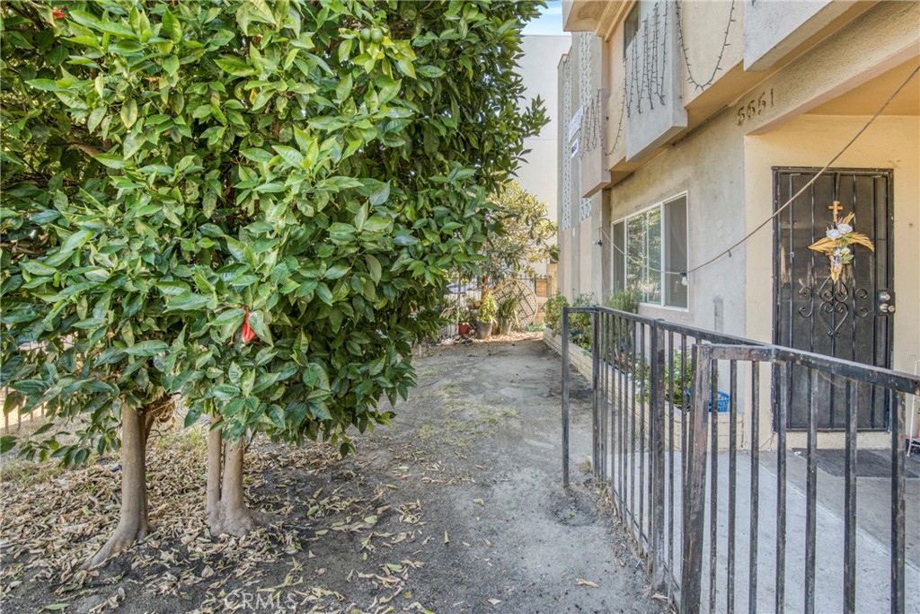 6651 Beck Property Photo 4
