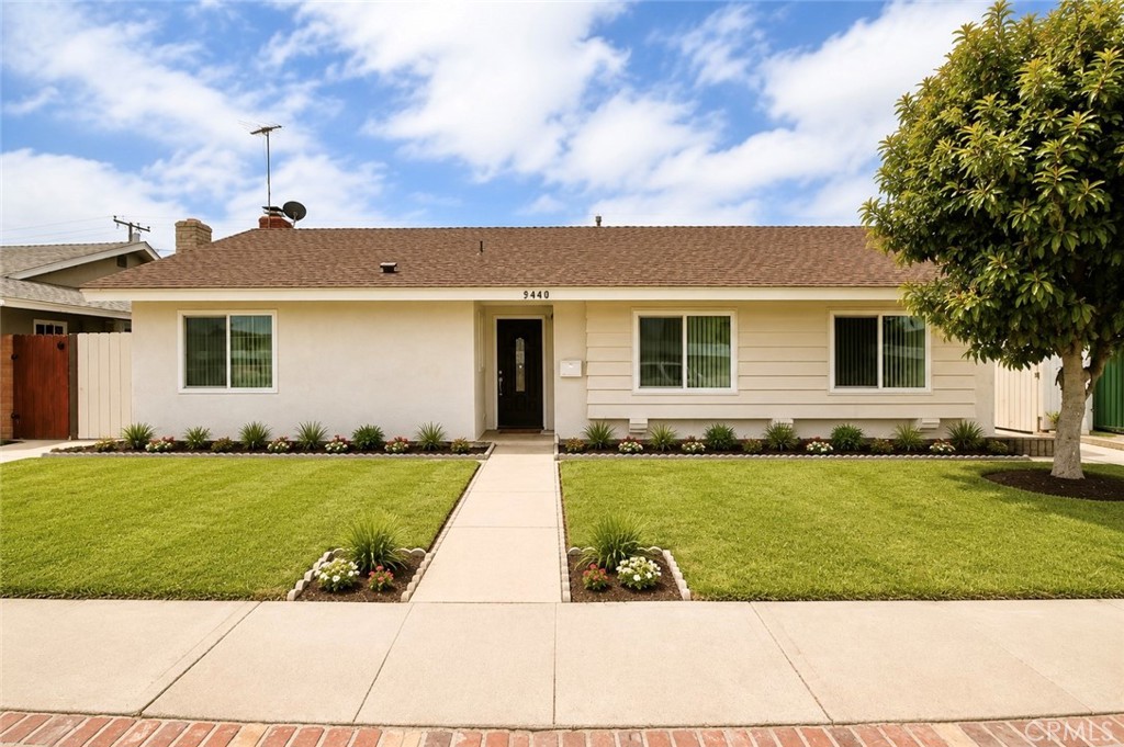 9440 Mcfadden Property Photo