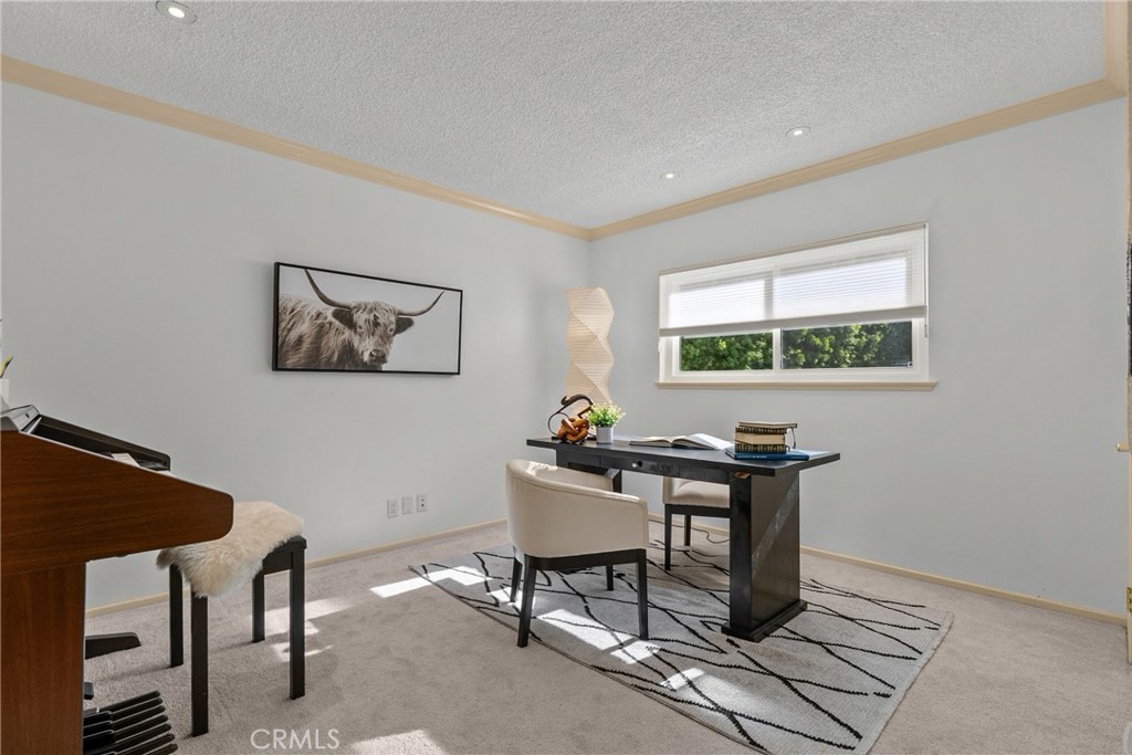 10411 Oso Avenue Property Photo 34