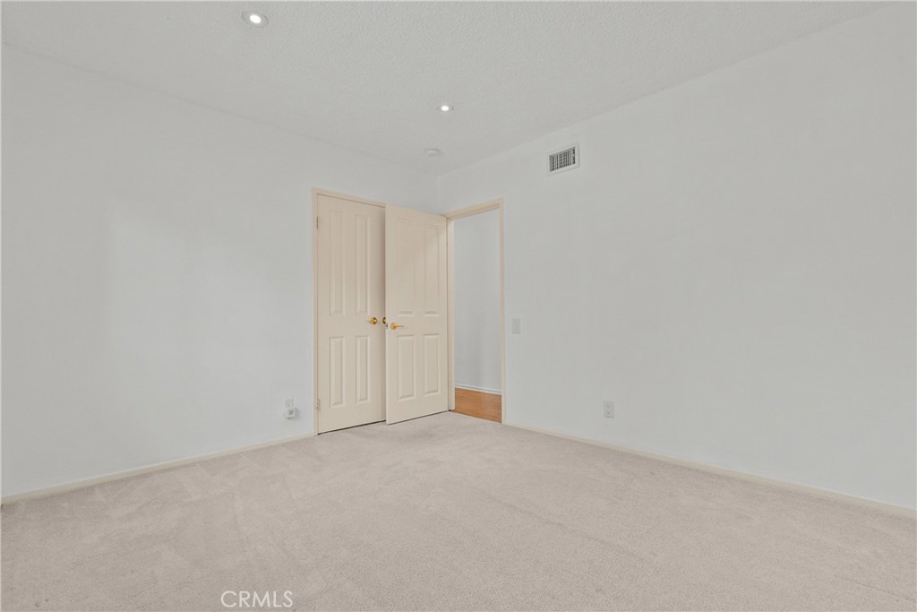 10411 Oso Avenue Property Photo 37