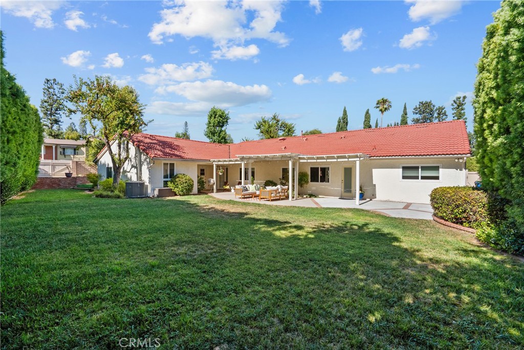10411 Oso Avenue Property Photo 46