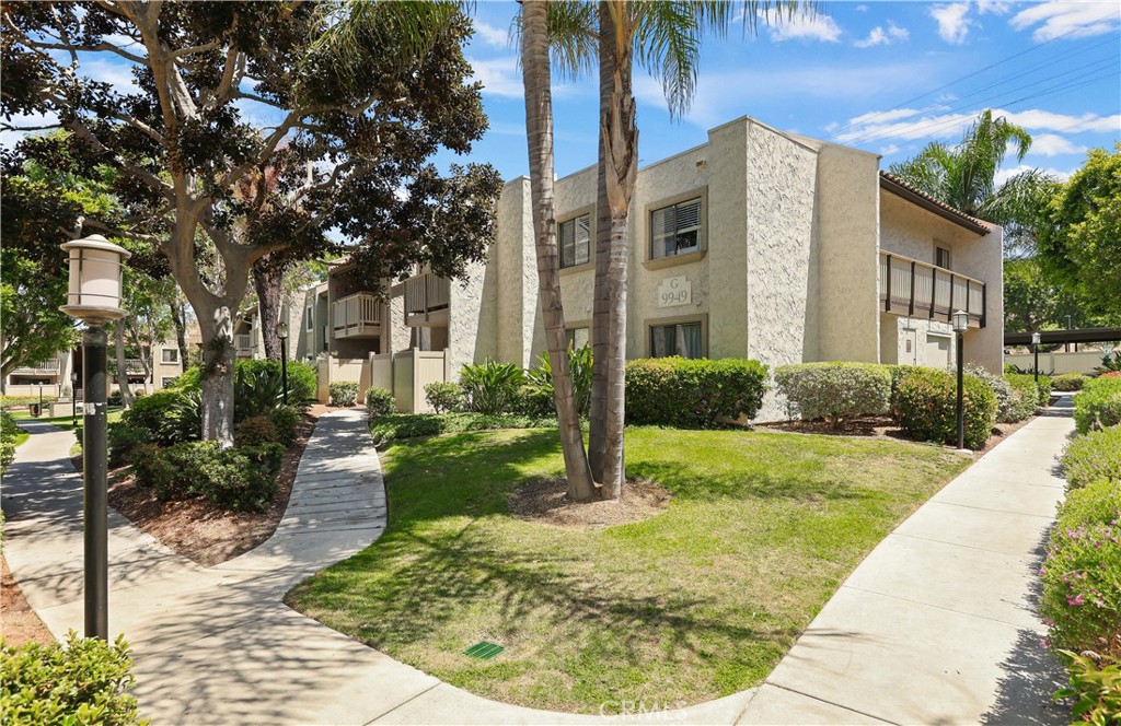 9949 Azuaga G103 Property Photo 1