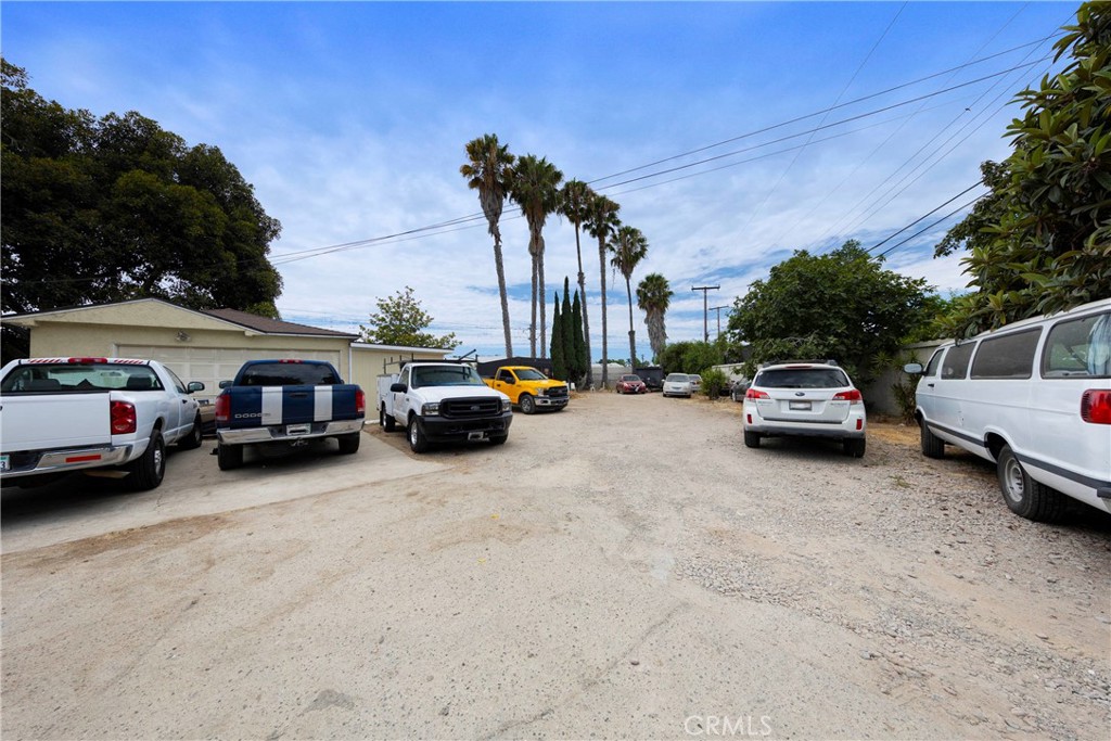 2430 W 6th Street A&b Property Photo 5