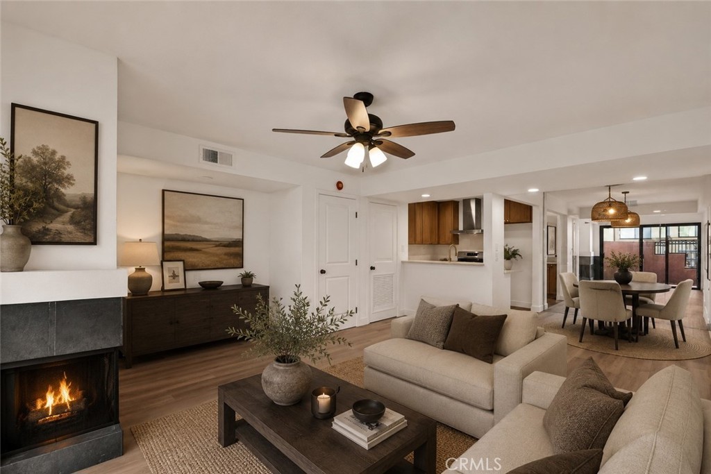 25761 Le Parc 9 Property Photo 5