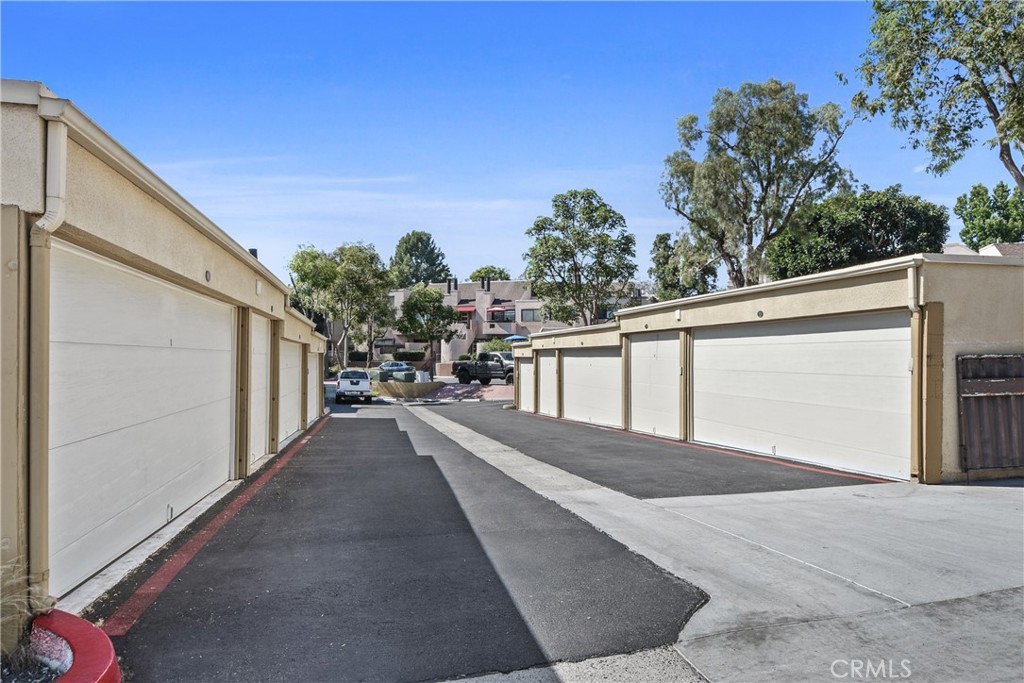 25761 Le Parc 9 Property Photo 16