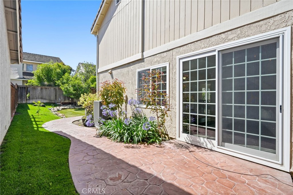 17 Deerwood W Property Photo 36