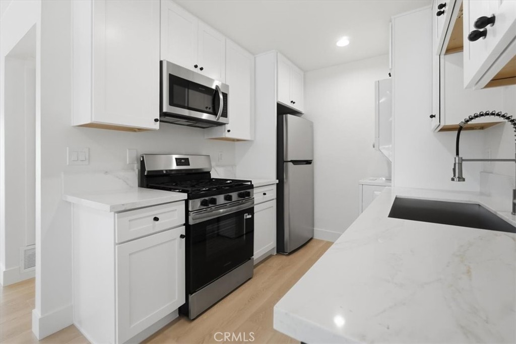 307 N Tustin Property Photo 8
