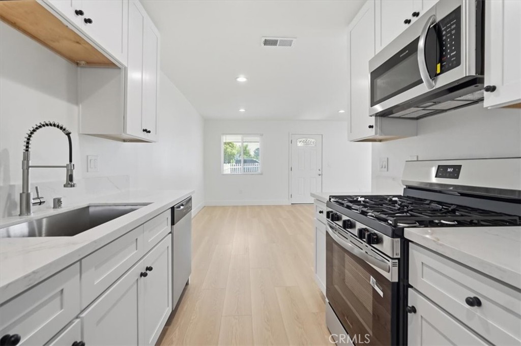 307 N Tustin Property Photo 10