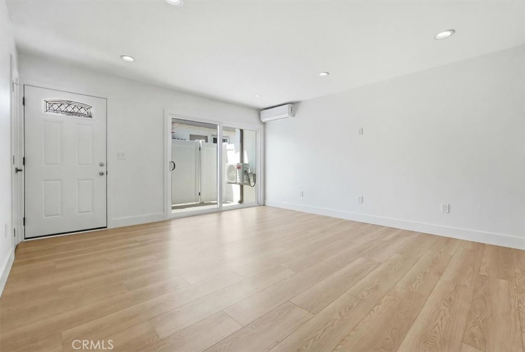 307 N Tustin Property Photo 20