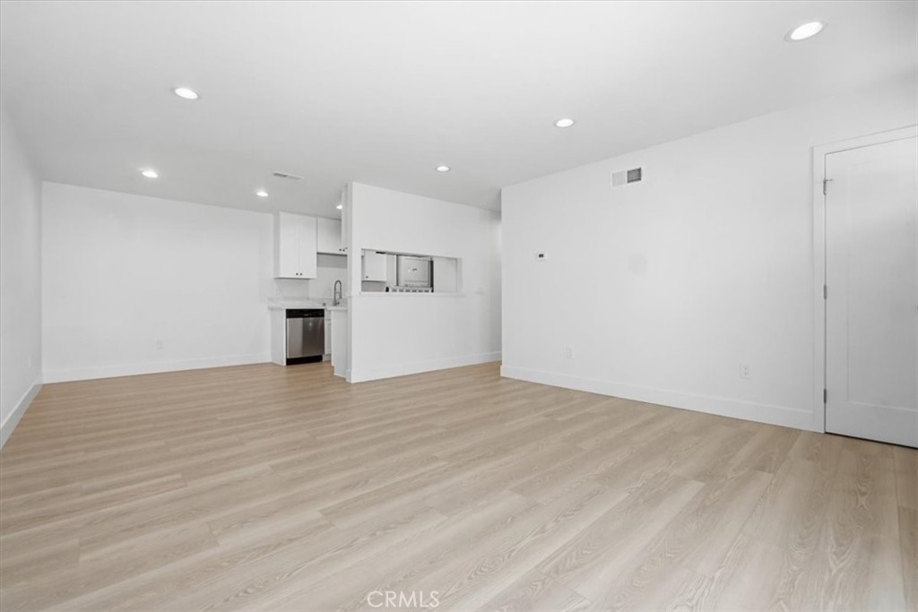 307 N Tustin Property Photo 21
