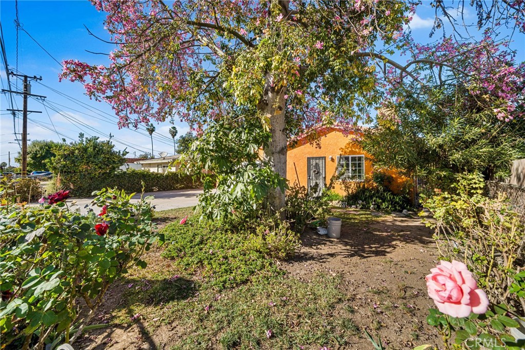 1584 E Davidson Street Property Photo 1