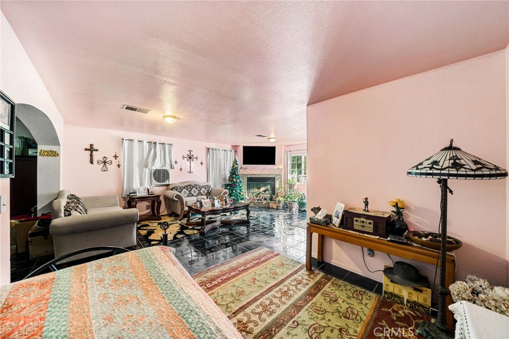 1584 E Davidson Street Property Photo 11