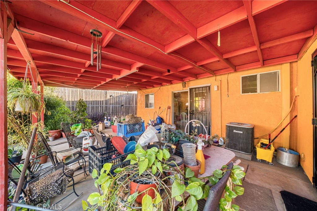 1584 E Davidson Street Property Photo 17