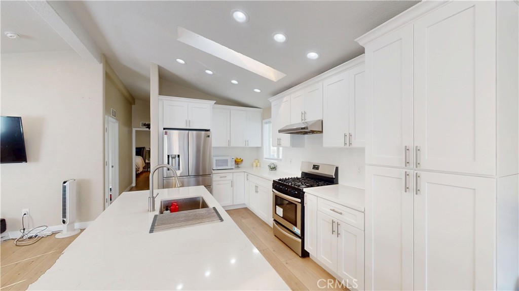 15621 Beach Boulevard 111 Property Photo 3