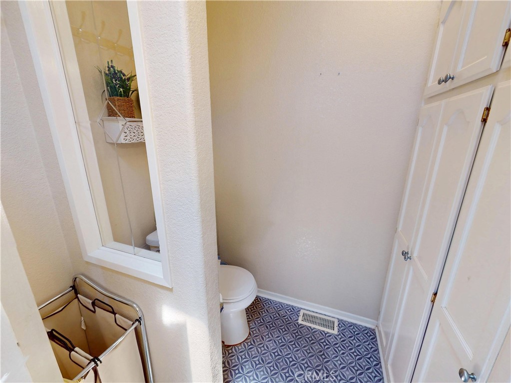 9850 Garfield Avenue 95 Property Photo 25
