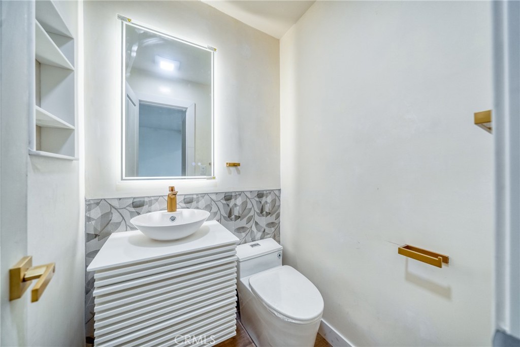 2617 Morningside Property Photo 5