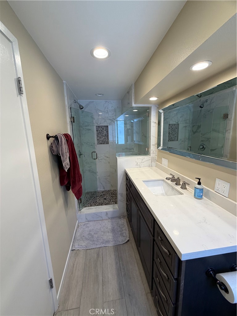 27647 Matterhorn Drive Property Photo 9
