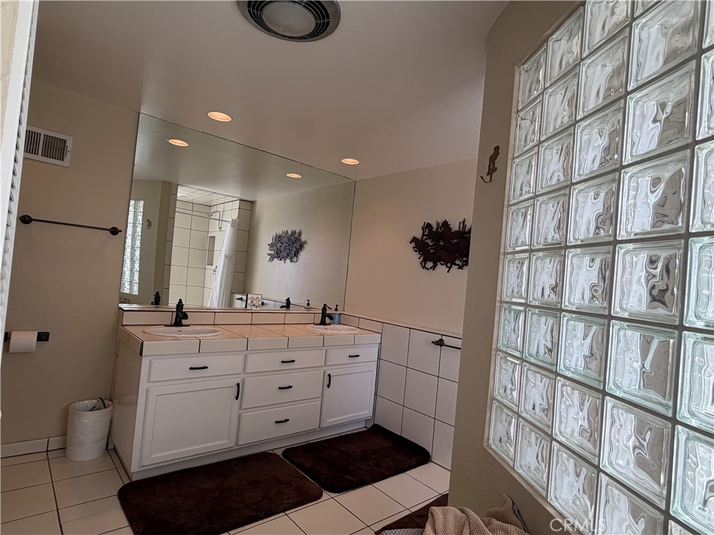 27647 Matterhorn Drive Property Photo 18
