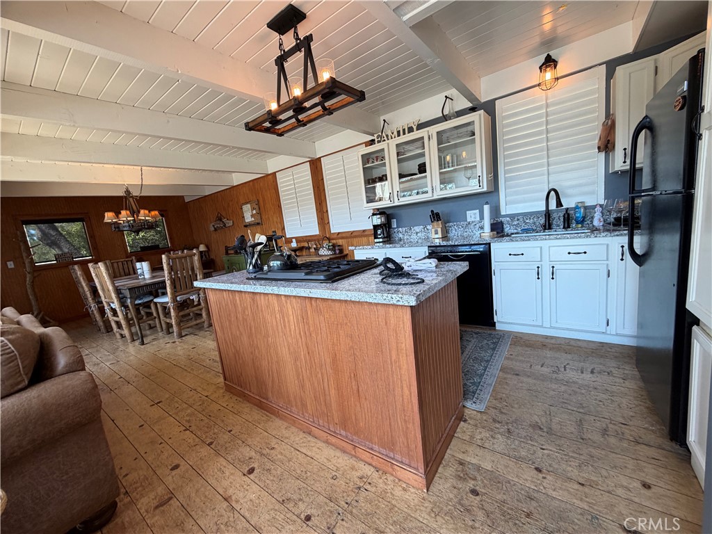 27647 Matterhorn Drive Property Photo 43