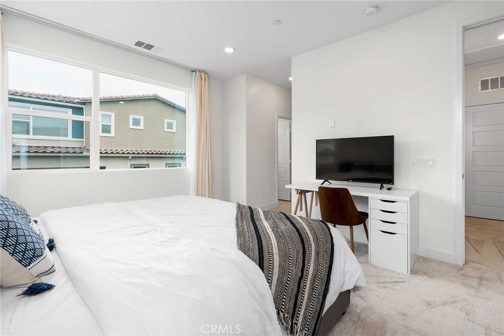 228 Siena Property Photo 8