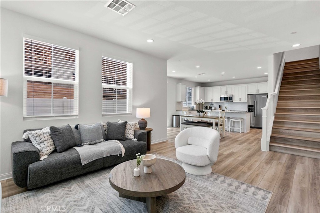4397 Cadence Way Property Photo 4