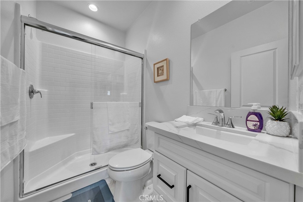 527 W Victor Ave Property Photo 17
