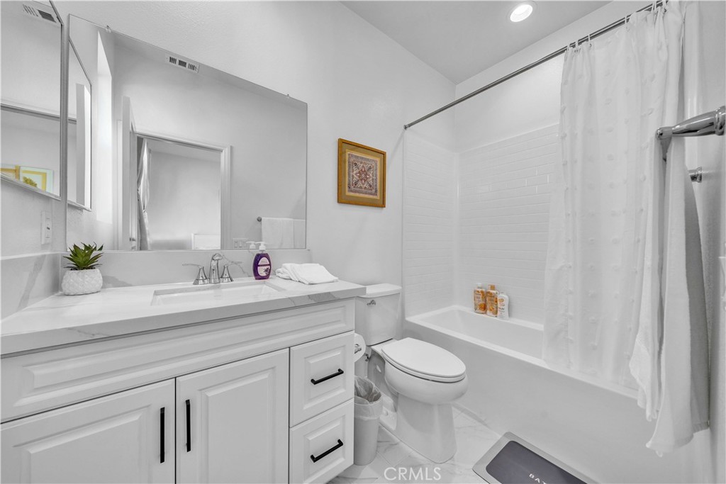 527 W Victor Ave Property Photo 18