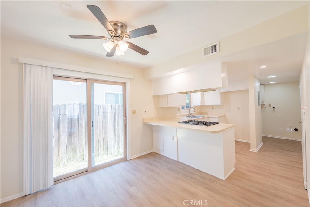 18911 Florida Street Property Photo 7