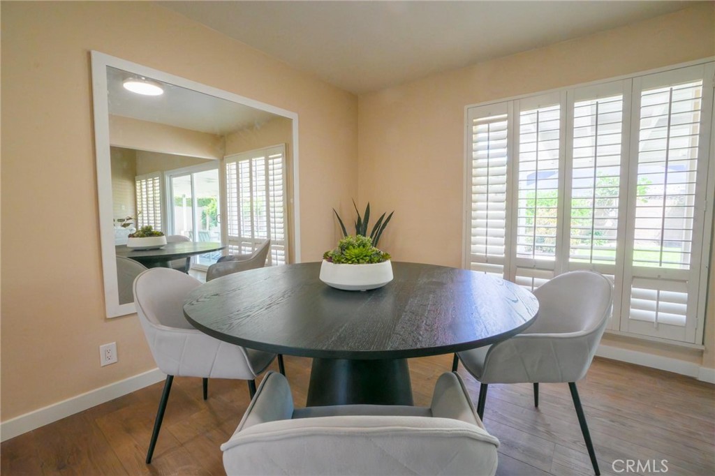 2403 E Romneya Property Photo 6