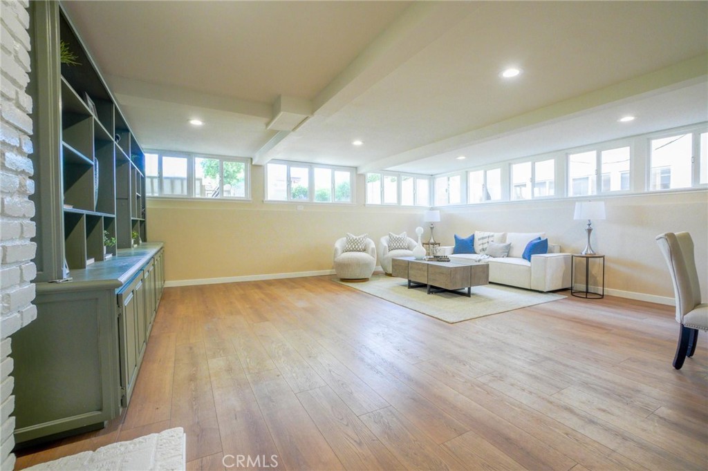 2403 E Romneya Property Photo 18