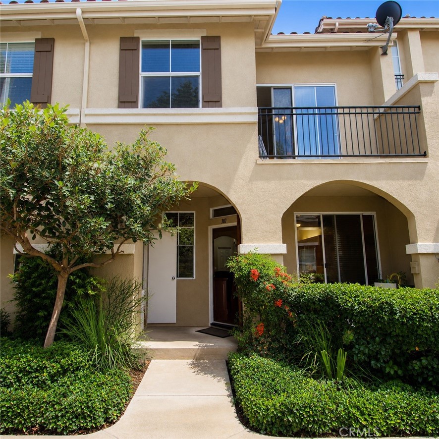 310 Falcon Property Photo 1