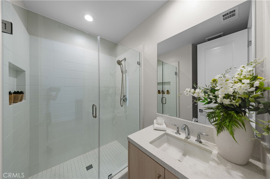 321 Burwood Property Photo 14