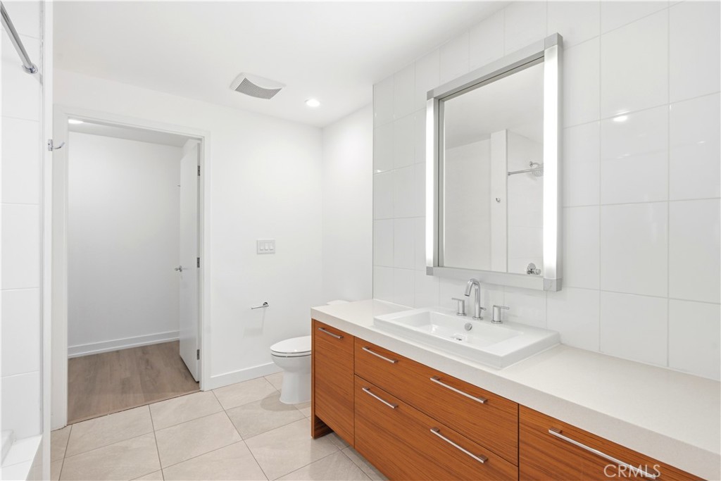 9 Macarthur 1605 Property Photo 13
