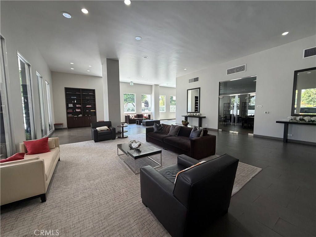 10501 Wilshire 814 Property Photo 18