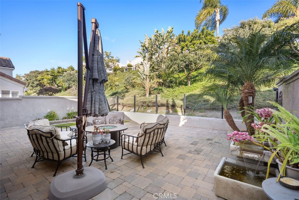 12 Dauphin Property Photo 7