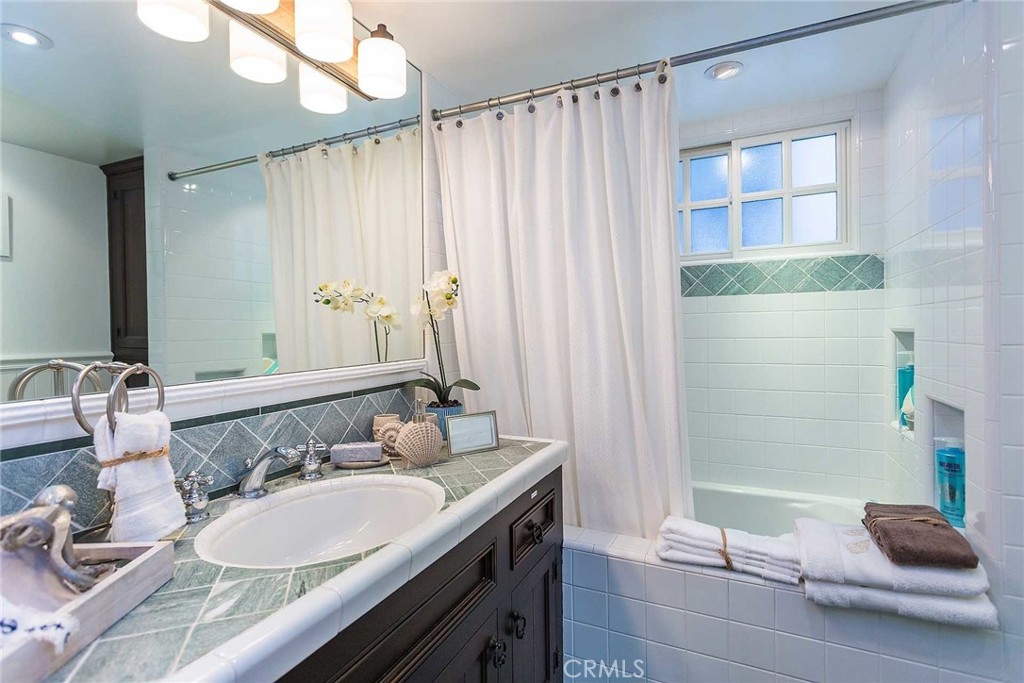 507 J St Property Photo 19