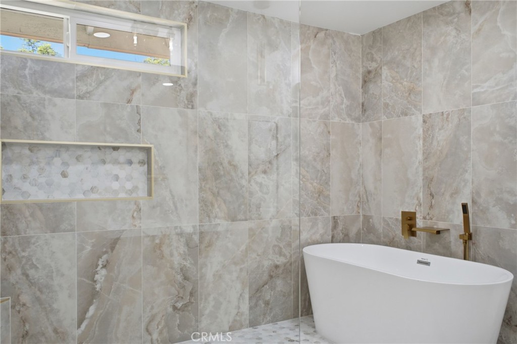137 S Thistle Road Property Photo 36