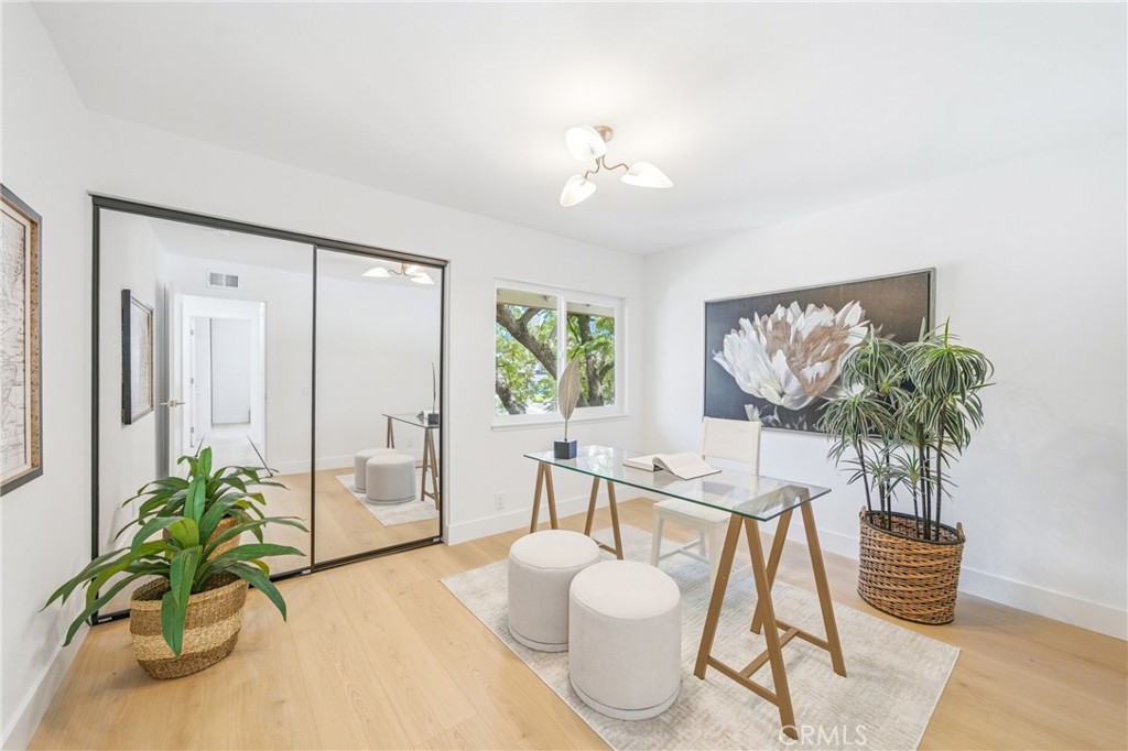 137 S Thistle Road Property Photo 47