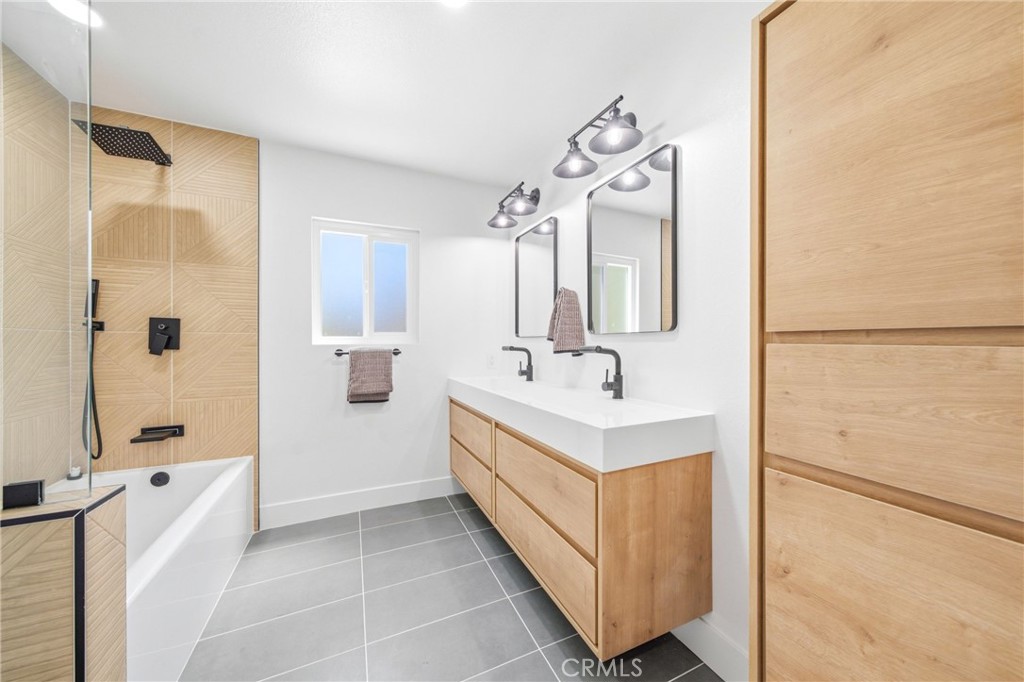 137 S Thistle Road Property Photo 49
