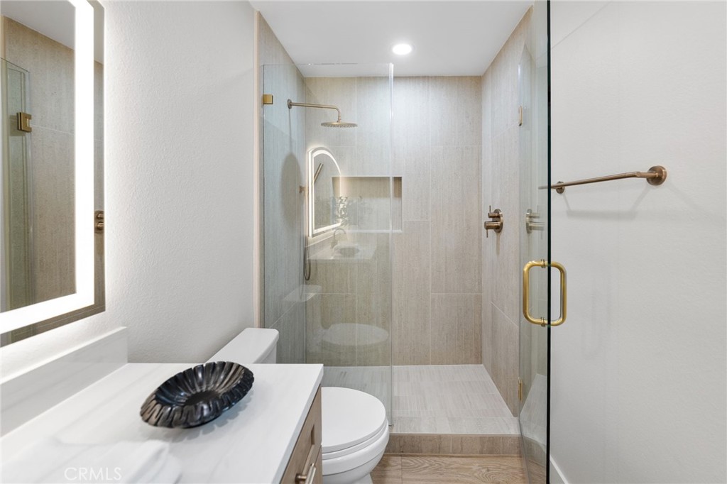 14 Highland Property Photo 19