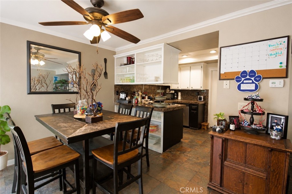 5406 Villa Way Property Photo 2