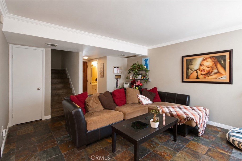 5406 Villa Way Property Photo 6